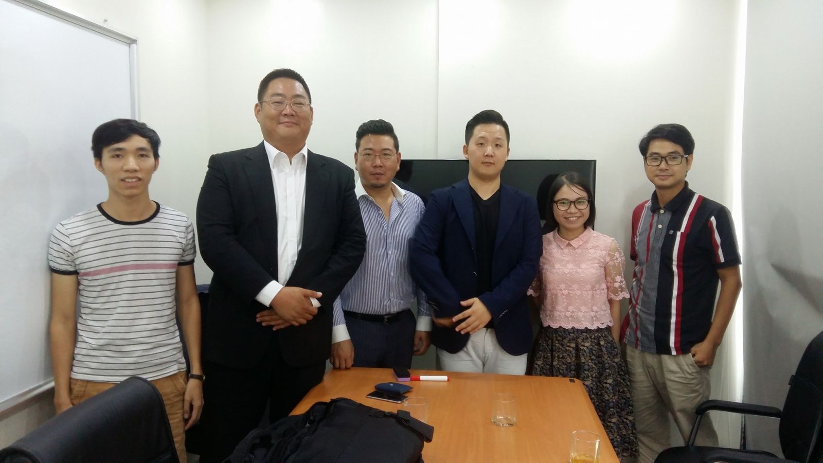 Awesome Ventures representatives visit Sotatek's office