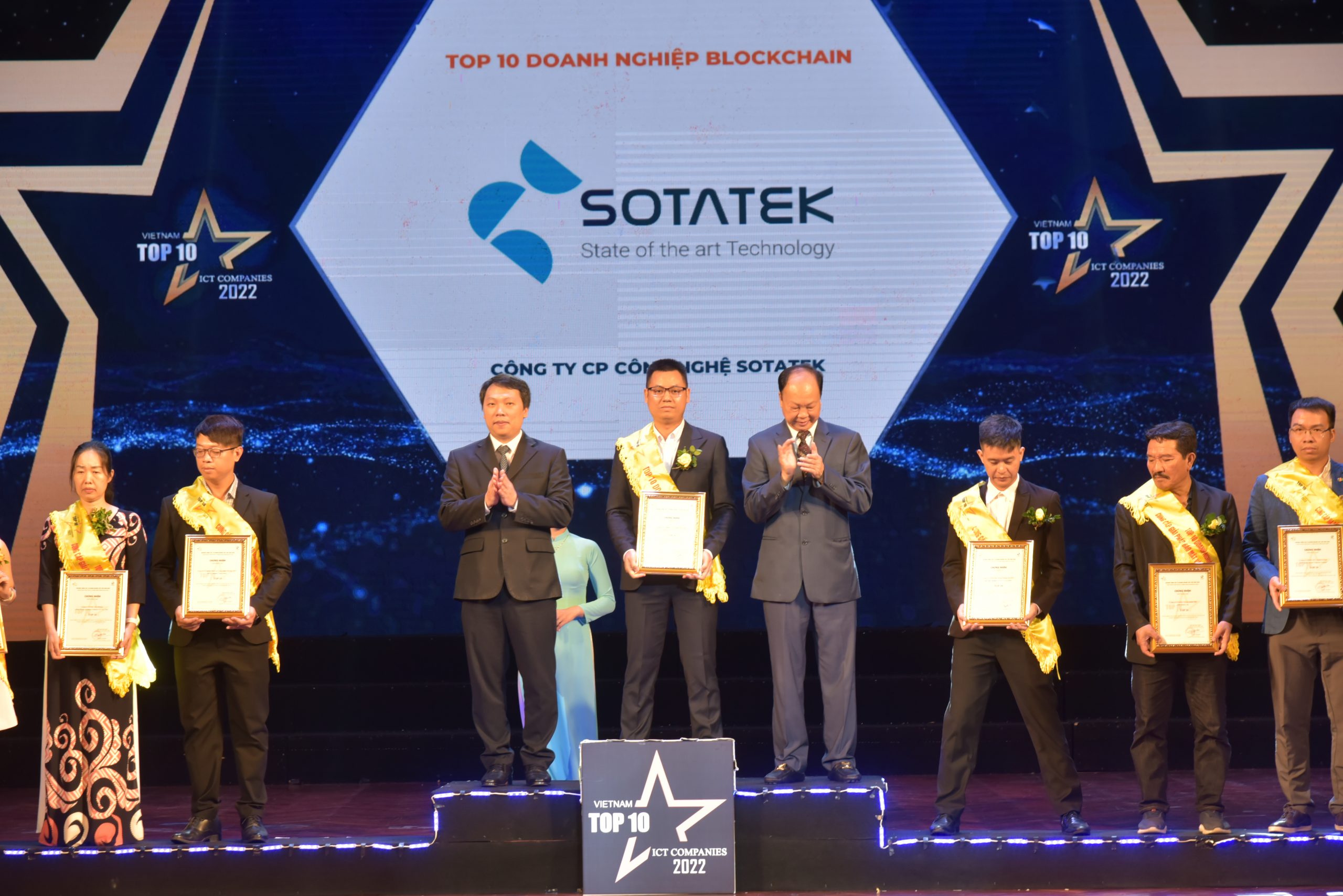 SotaTek-Hits-the-Top-Spot-on-Top-10-Blockchain-Services-Providers-Award-2022 SotaTek-Hits-the-Top-Spot-on-Top-10-Blockchain-Services-Providers-Award-2022