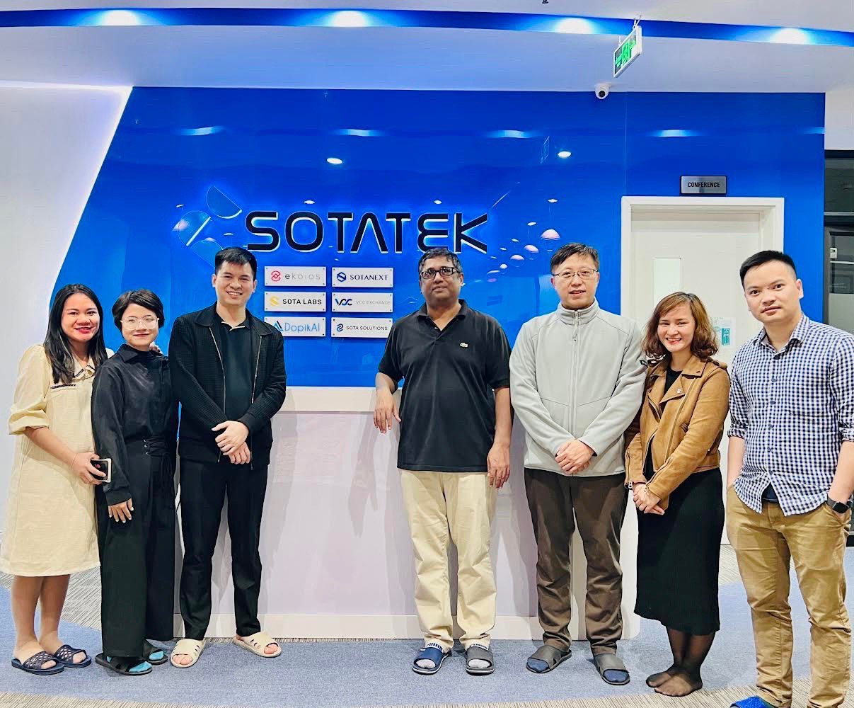 Devr-CEO-and-associates-visited-SotaTek